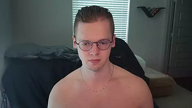 Snapshot of doloresman chatting on June 2026 10:44:02 PM doloresman online show from June 2026 10:44:02 PM