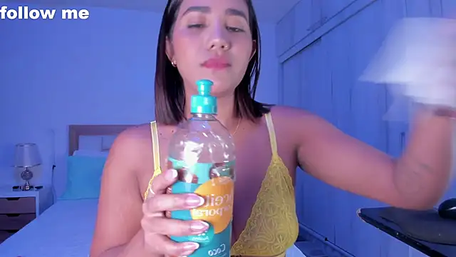 mia hank online show from February 2025 12:28:01 PM