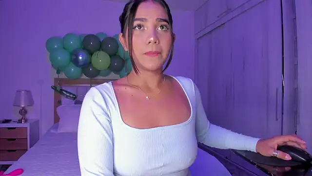 mia hank online show from March 2025 11:39:02 AM