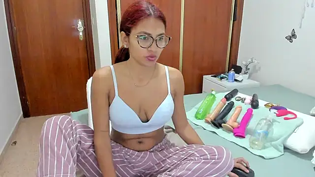 Snapshot of Honney_sugar19 chatting on February 2026 10:33:01 AM Honney sugar19 online show from February 2026 10:33:01 AM