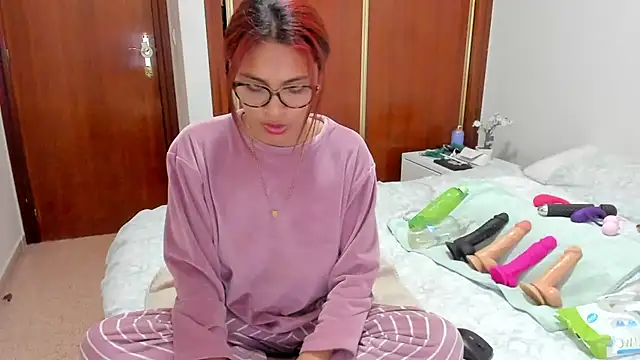 Snapshot of Honney_sugar19 chatting on April 2026 10:49:02 AM Honney sugar19 online show from April 2026 10:49:02 AM