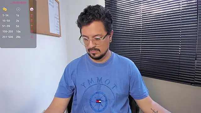 Snapshot of DaviidEvans_ chatting on December 2024 04:09:02 PM DaviidEvans online show from December 2024 04:09:02 PM