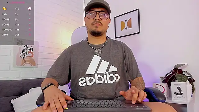 Snapshot of DaviidEvans_ chatting on January 2026 06:59:02 AM DaviidEvans online show from January 2026 06:59:02 AM