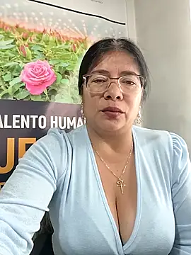   valentina18 online show from February 2026 01:15:02 PM