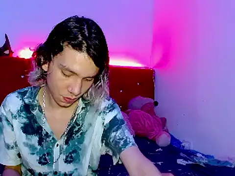 LAICK 01 online show from December 2024 12:07:02 PM