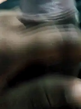 Arthu2r online show from December 2025 09:00:02 PM