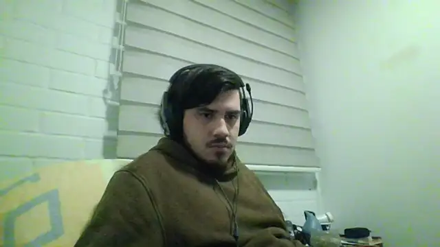 hung weeb online show from June 2026 01:52:01 AM