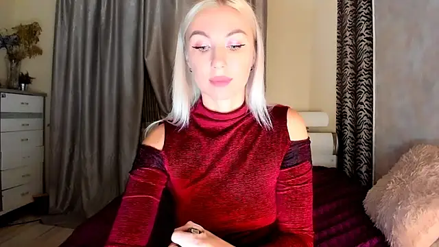 Snapshot of _SABOTAGE_ chatting on February 2025 01:37:01 AM SABOTAGE online show from February 2025 01:37:01 AM