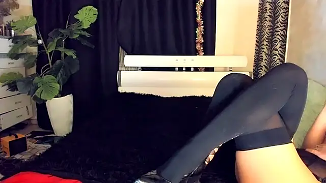 Snapshot of _SABOTAGE_ chatting on January 2026 01:09:02 AM SABOTAGE online show from January 2026 01:09:02 AM