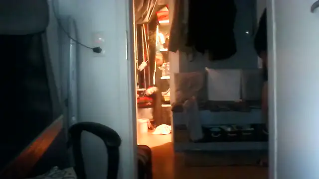 ralf6644 online show from November 2025 03:52:02 PM