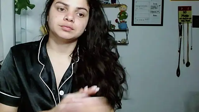 Nikkykora15 online show from September 2025 01:10:01 AM