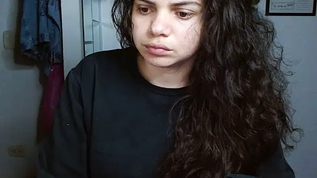 Nikkykora15 online show from November 2025 01:28:02 AM