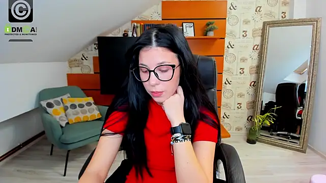 Snapshot of EmillyTaylor chatting on January 2025 07:25:02 AM EmillyTaylor online show from January 2025 07:25:02 AM