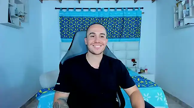 Snapshot of juan__jimenez chatting on January 2025 12:05:02 AM juan jimenez online show from January 2025 12:05:02 AM