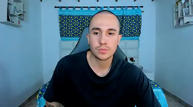 Snapshot of juan__jimenez chatting on February 2025 04:19:02 AM juan jimenez online show from February 2025 04:19:02 AM