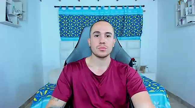 Snapshot of juan__jimenez chatting on February 2025 11:09:02 PM juan jimenez online show from February 2025 11:09:02 PM