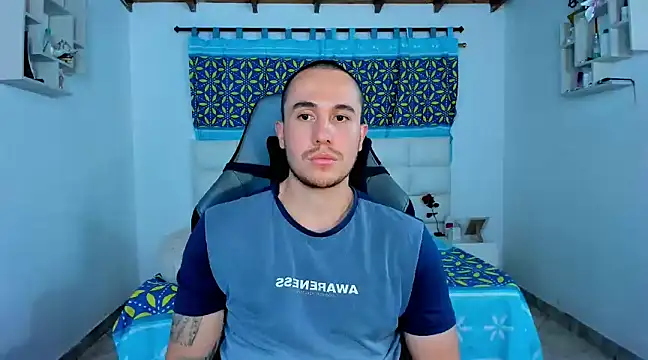 Snapshot of juan__jimenez chatting on February 2025 02:55:02 AM juan jimenez online show from February 2025 02:55:02 AM