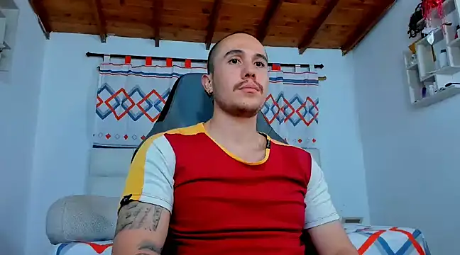 Snapshot of juan__jimenez chatting on March 2025 07:23:02 AM juan jimenez online show from March 2025 07:23:02 AM