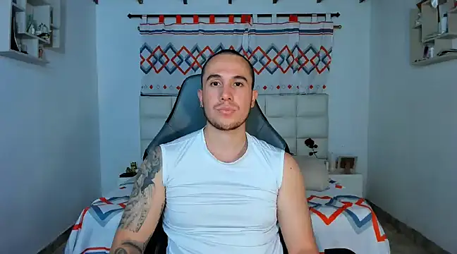 Snapshot of juan__jimenez chatting on March 2025 11:32:01 PM juan jimenez online show from March 2025 11:32:01 PM