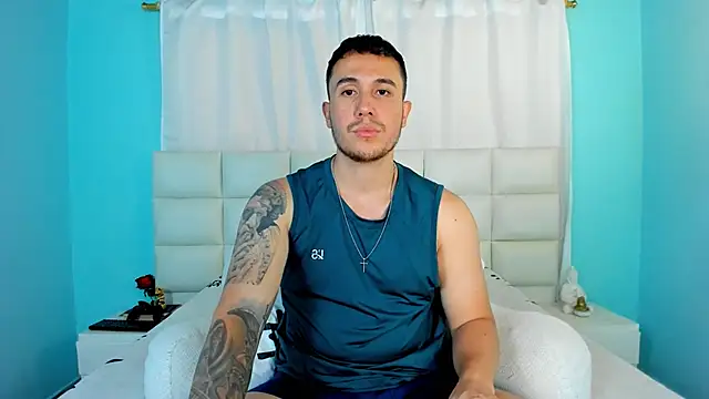 Snapshot of juan__jimenez chatting on September 2025 07:14:02 PM juan jimenez online show from September 2025 07:14:02 PM