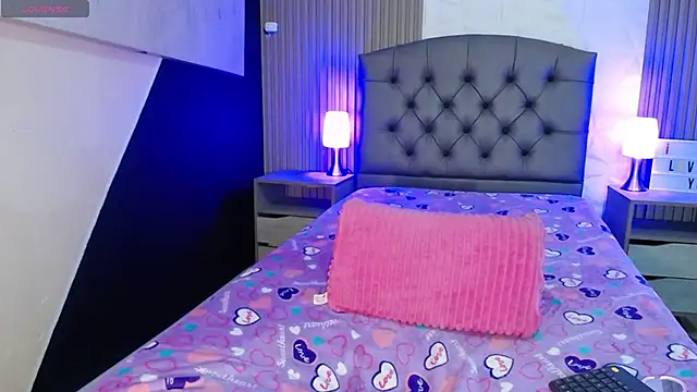 Snapshot of cheryl_hs chatting on January 2025 05:30:01 AM cheryl hs online show from January 2025 05:30:01 AM