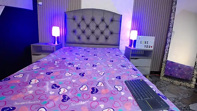 Snapshot of cheryl_hs chatting on February 2025 03:54:01 AM cheryl hs online show from February 2025 03:54:01 AM