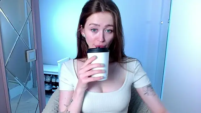 millllina online show from January 2025 02:03:02 PM