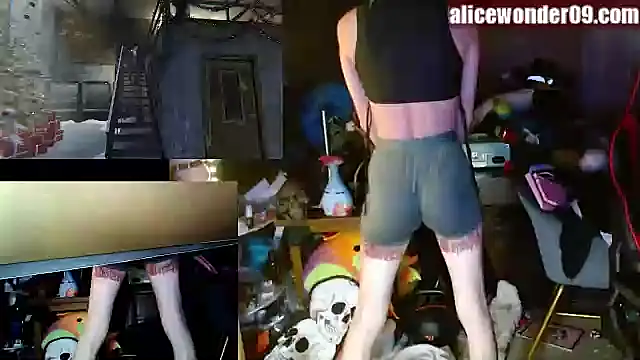 alicewonder09 online show from December 2024 05:00:02 AM