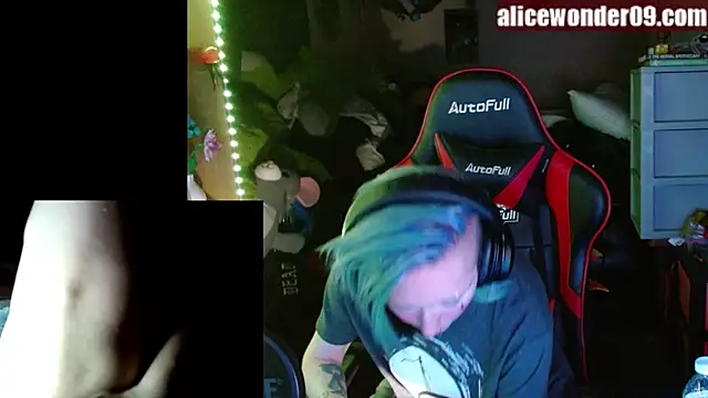 alicewonder09 online show from February 2025 04:58:02 AM