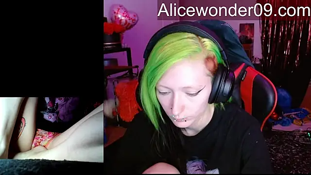 alicewonder09 online show from February 2026 06:09:01 AM