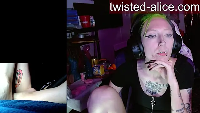 alicewonder09 online show from June 2026 03:32:02 AM