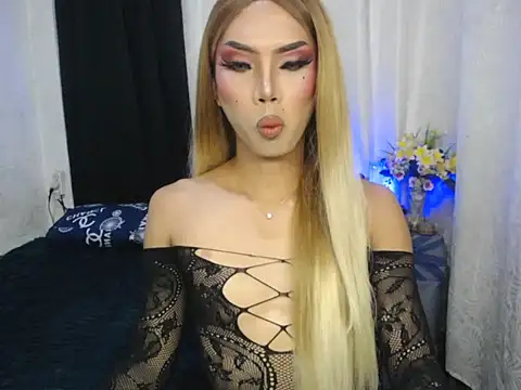 MirabelleNotch online show from February 2026 01:33:02 PM