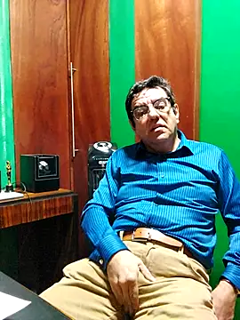 Snapshot of FernandoReuterG chatting on January 2026 01:20:01 AM FernandoReuterG online show from January 2026 01:20:01 AM