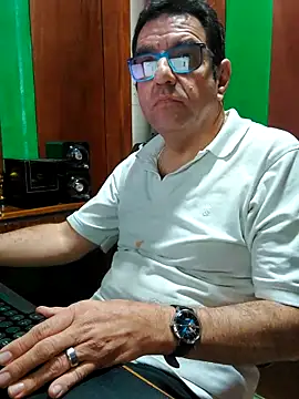 Snapshot of FernandoReuterG chatting on February 2026 04:52:01 AM FernandoReuterG online show from February 2026 04:52:01 AM