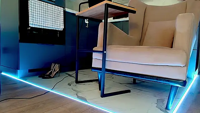 Yourfreebird online show from February 2026 07:40:01 AM