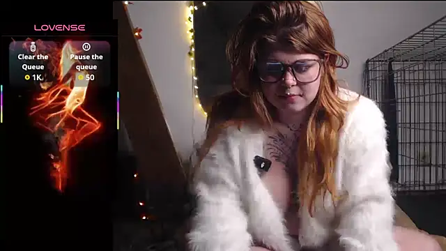 Snapshot of Yukinky chatting on October 2025 06:30:02 PM Yukinky online show from October 2025 06:30:02 PM