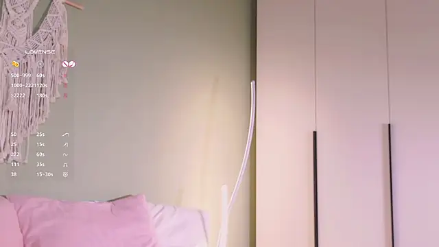 Snapshot of Rinas_secret chatting on October 2025 09:54:02 AM Rinas secret online show from October 2025 09:54:02 AM