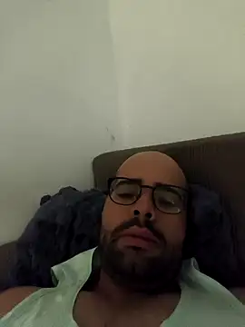 Snapshot of Gian7070 chatting on February 2026 08:52:02 AM Gian7070 online show from February 2026 08:52:02 AM