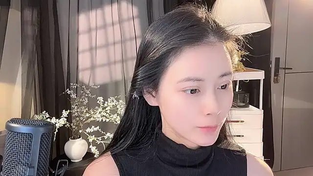 Ocean--Lili online show from April 2026 02:12:02 PM
