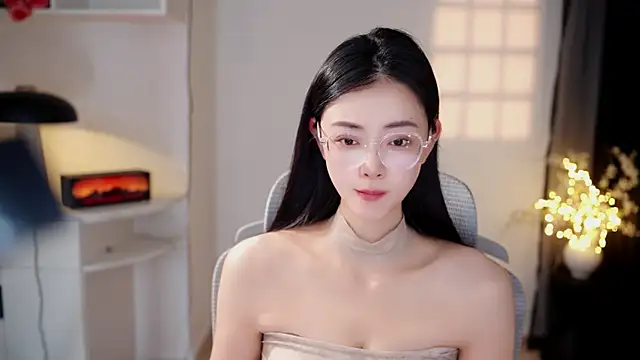 Ocean--Lili online show from July 2026 02:13:02 PM