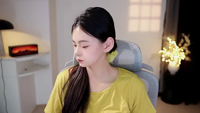 Ocean--Lili online show from July 2026 02:13:01 PM