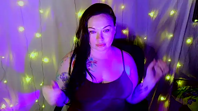 Snapshot of Victoria_Marks chatting on November 2025 05:18:01 AM Victoria Marks online show from November 2025 05:18:01 AM