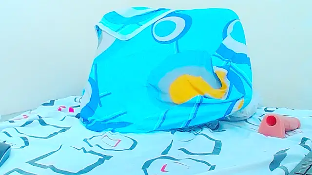 Snapshot of Camilexxx chatting on February 2025 06:48:02 PM Camilexxx online show from February 2025 06:48:02 PM