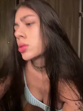 Snapshot of Sarasanders_4 chatting on December 2024 01:16:02 AM Sarasanders 4 online show from December 2024 01:16:02 AM