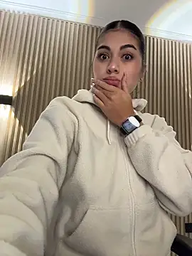 Snapshot of Sarasanders_4 chatting on November 2025 02:55:02 AM Sarasanders 4 online show from November 2025 02:55:02 AM