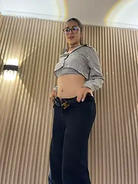 Snapshot of Sarasanders_4 chatting on January 2026 04:49:02 AM Sarasanders 4 online show from January 2026 04:49:02 AM