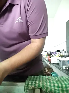 thebrownboi01 online show from March 2026 02:05:02 AM