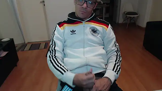 guachin hunk online show from May 2026 06:46:01 PM