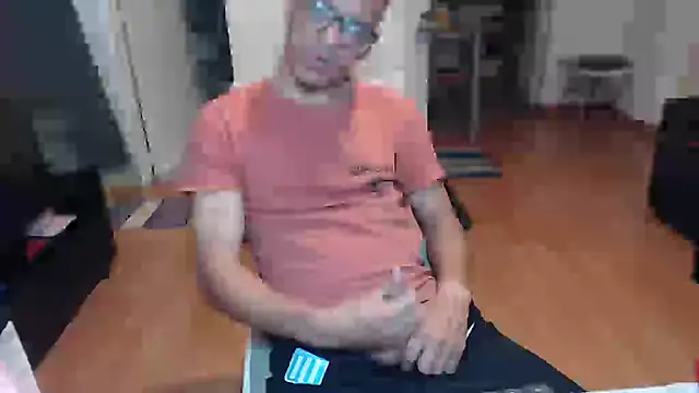 guachin hunk online show from May 2026 03:24:02 AM