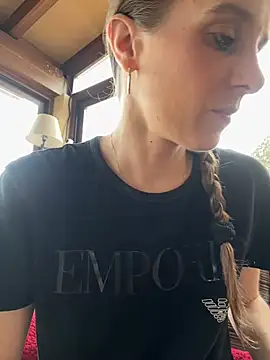 Snapshot of LadyChantale chatting on January 2025 09:16:01 AM LadyChantale online show from January 2025 09:16:01 AM